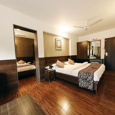 Hotel Maharana Inn Chembur Mumbai Exterior foto