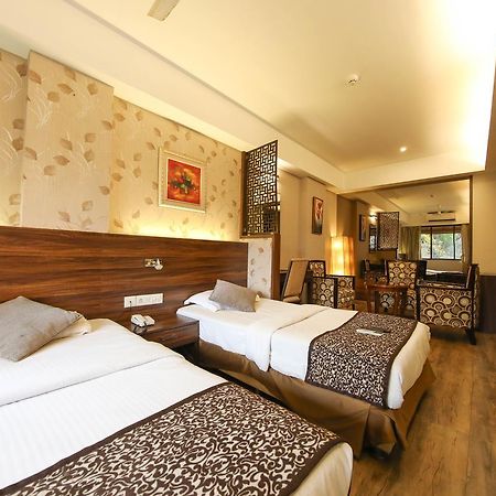 Hotel Maharana Inn Chembur Mumbai Exterior foto